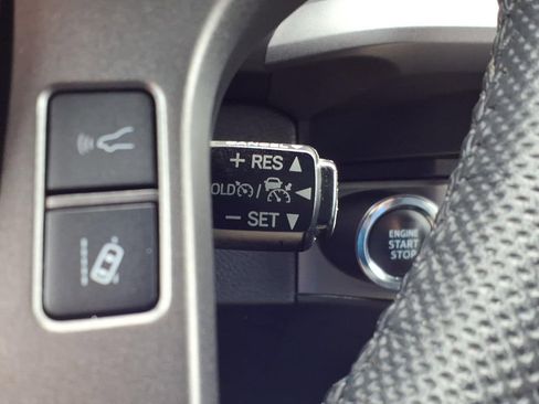 Used 2023 Toyota Tacoma TRD Off-Road image 27