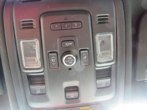 Used 2021 Cadillac Escalade Sport AWD/4WD image 18