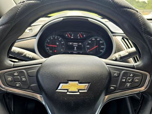 Used 2018 Chevrolet Malibu LS image 19