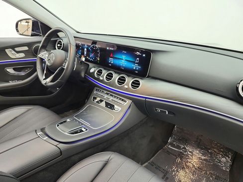 Used 2022 Mercedes-Benz E 350 Sedan image 21