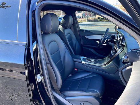 Used 2019 Mercedes-Benz GLC 300 image 8