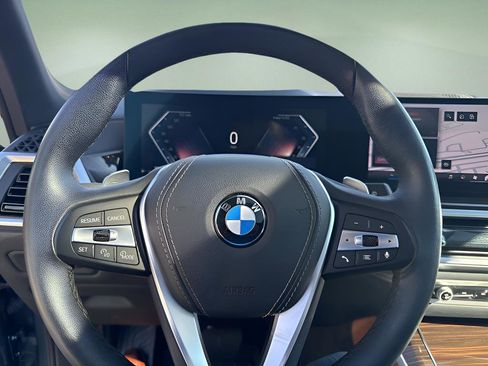 Used 2024 BMW X5 xDrive40i w/ Parking Assistance Package image 23