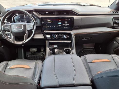 Used 2023 GMC Sierra 1500 AT4 w/ AT4 Preferred Package AWD/4WD image 19