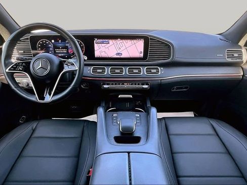 Used 2024 Mercedes-Benz GLE 350 4MATIC image 10