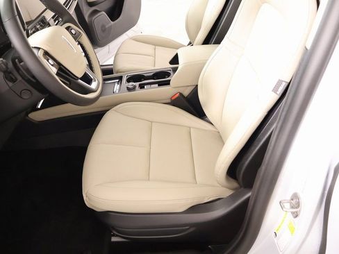 New 2026 Lincoln Corsair Premiere FWD image 11