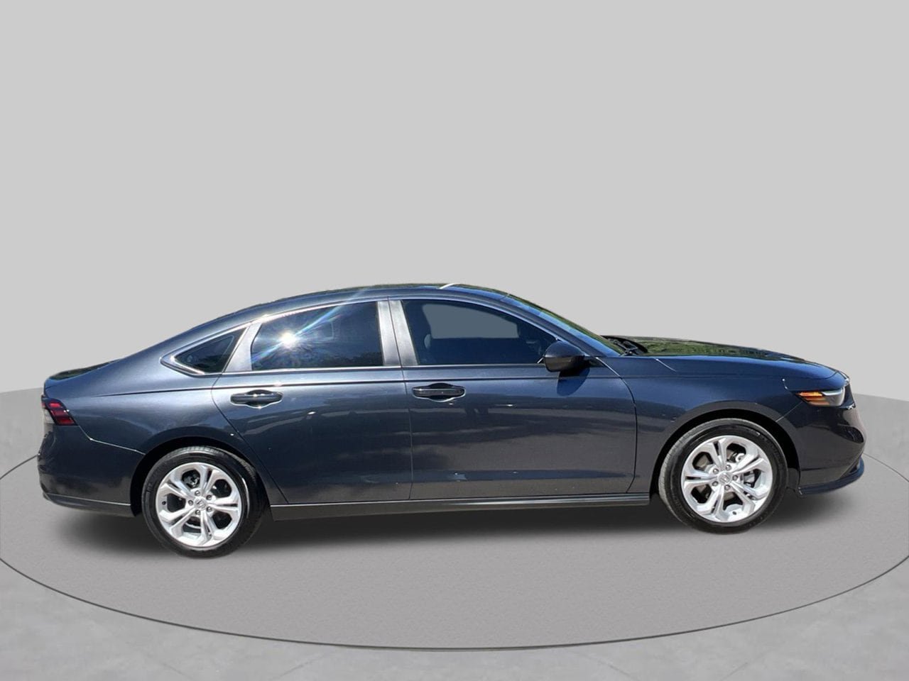 Used 2025 Honda Accord LX image 7