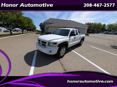 Used 2011 Dodge Dakota Big Horn w/ Trailer Tow Group AWD/4WD image 1
