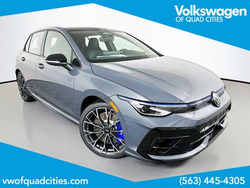 New 2026 Volkswagen Golf image 1