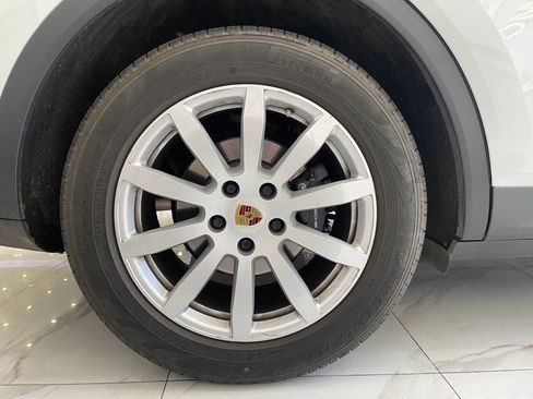 Used 2019 Porsche Cayenne AWD/4WD image 28
