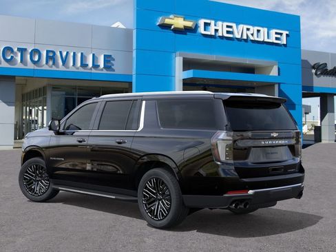 New 2025 Chevrolet Suburban Premier RWD image 3