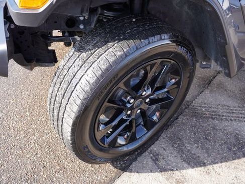 Certified 2025 Jeep Wrangler Unlimited Sahara w/ Safety Group image 14