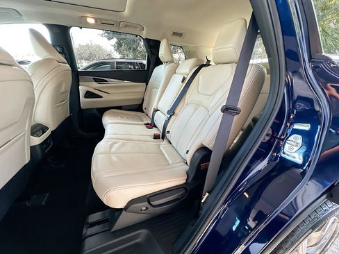 Used 2023 INFINITI QX60 Luxe w/ Cargo Package image 25