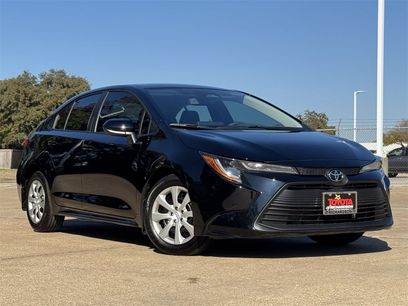 Used 2025 Toyota Corolla LE