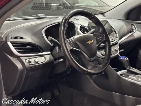 Used 2018 Chevrolet Volt LT w/ LT Driver Confidence Package FWD image 14