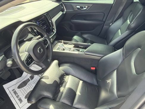 Used 2022 Volvo S60 B5 Inscription AWD/4WD image 2