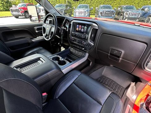 Certified 2017 Chevrolet Silverado 3500 LTZ AWD/4WD image 16