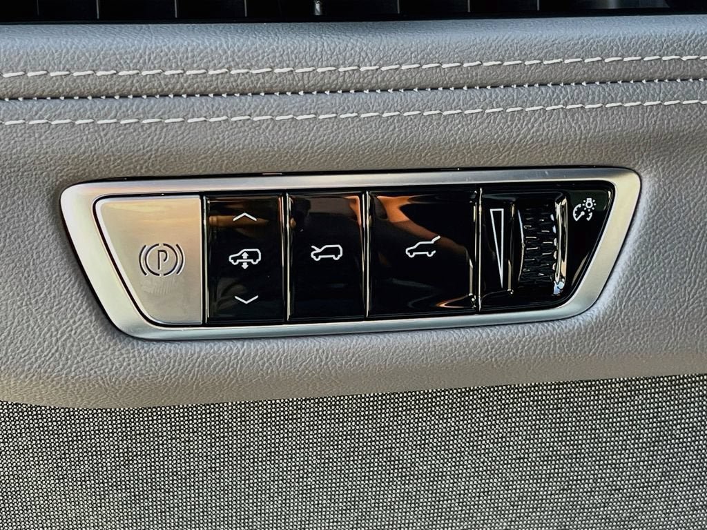 New 2026 Cadillac Escalade IQ Luxury 1 AWD/4WD image 18