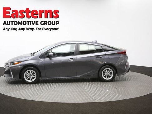 Used 2022 Toyota Prius Prime LE FWD image 57