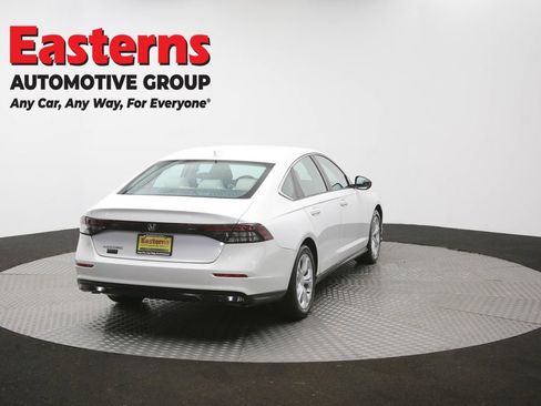 Used 2023 Honda Accord LX image 38