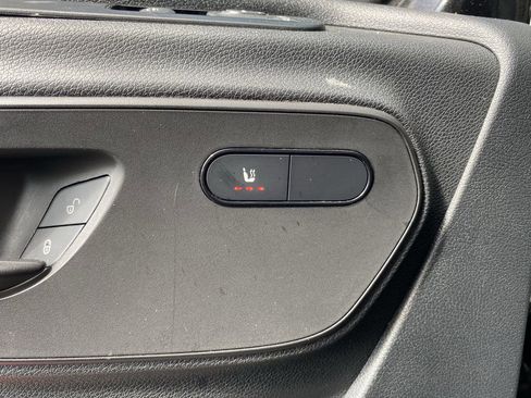 Used 2024 Mercedes-Benz Sprinter 2500 w/ Dashboard Charging Package image 9