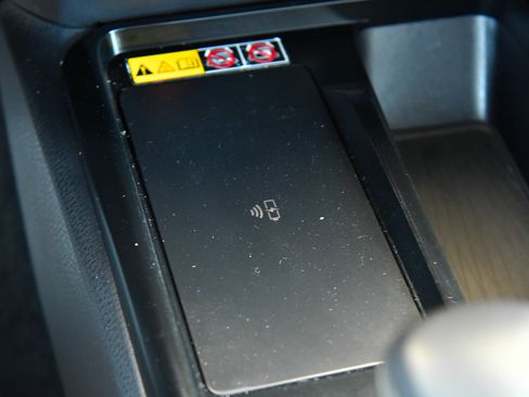 Used 2026 Toyota Camry SE w/ Convenience Package FWD image 28