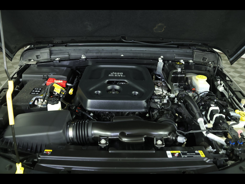 Used 2022 Jeep Wrangler Unlimited Sport AWD/4WD image 17