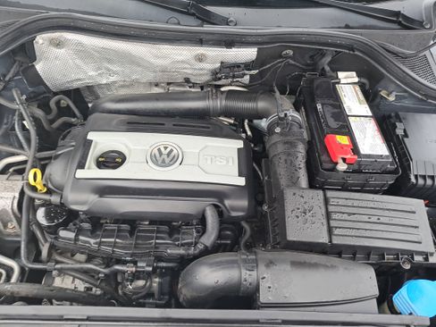 Used 2015 Volkswagen Tiguan S image 27
