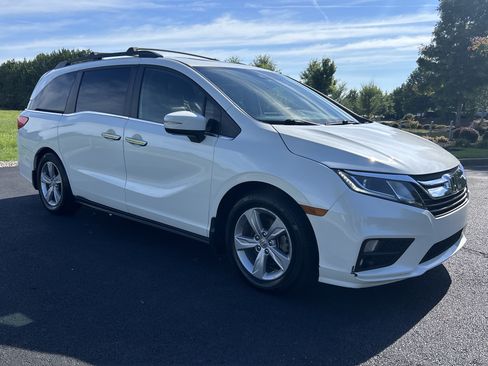 Used 2019 Honda Odyssey EX-L image 2
