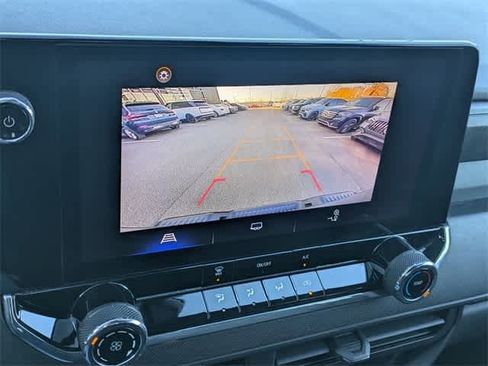 Used 2023 Chevrolet Colorado W/T image 26