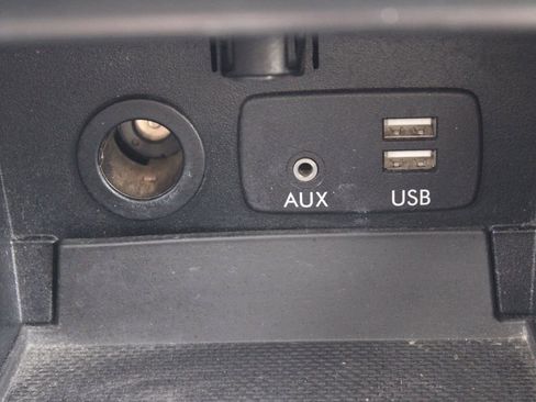 Used 2017 Subaru Outback 2.5i Premium image 37