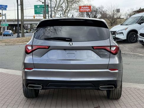 Used 2022 Acura MDX FWD image 5