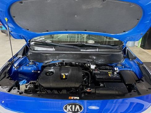 Used 2021 Kia Seltos EX image 30