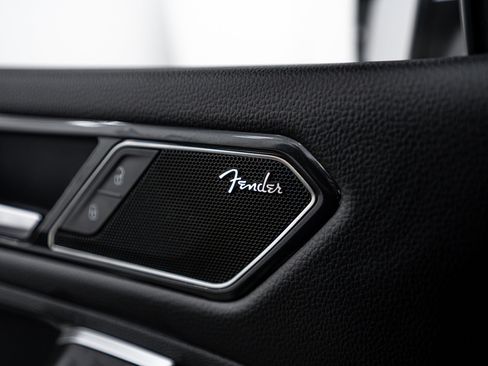 Used 2024 Volkswagen Tiguan SEL R-Line image 17