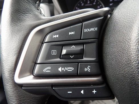 Used 2023 Subaru Ascent Limited w/ Technology Package image 18