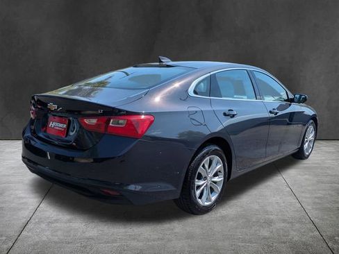 Used 2025 Chevrolet Malibu LT image 4
