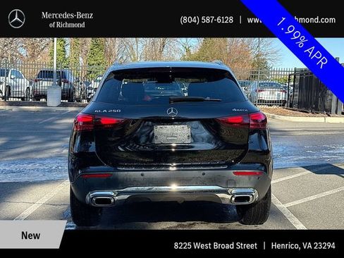Used 2025 Mercedes-Benz GLA 250 4MATIC image 13