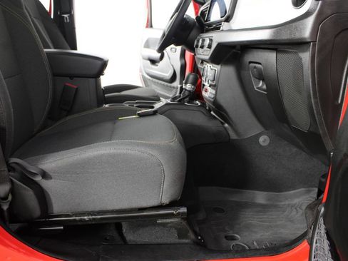 Used 2025 Jeep Wrangler Unlimited Sport S 4xe AWD/4WD image 18