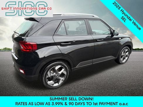 Used 2025 Hyundai Venue SEL FWD image 6