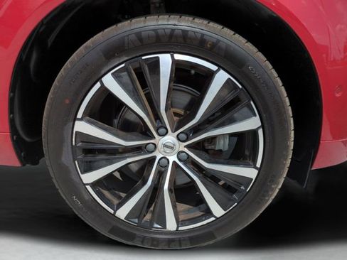 Used 2023 Volvo XC60 B5 Plus w/ Protection Package Premier FWD image 24
