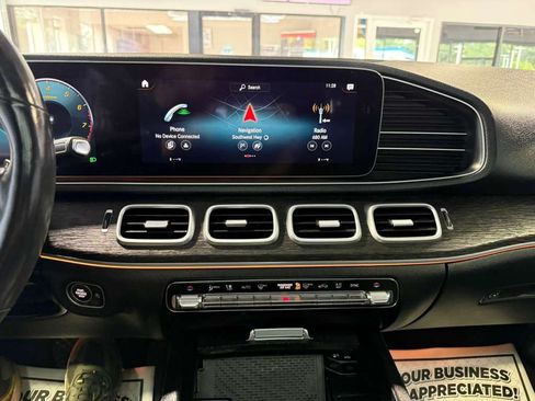 Used 2020 Mercedes-Benz GLE 350 4MATIC w/ Premium Package image 15