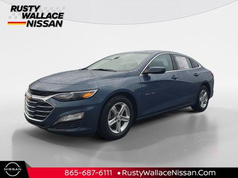 Used 2024 Chevrolet Malibu LT FWD image 1