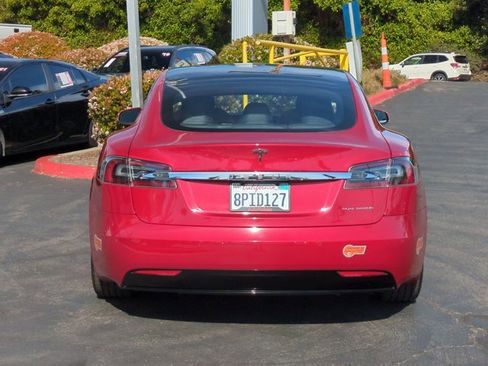 Used 2020 Tesla Model S Long Range Plus image 7