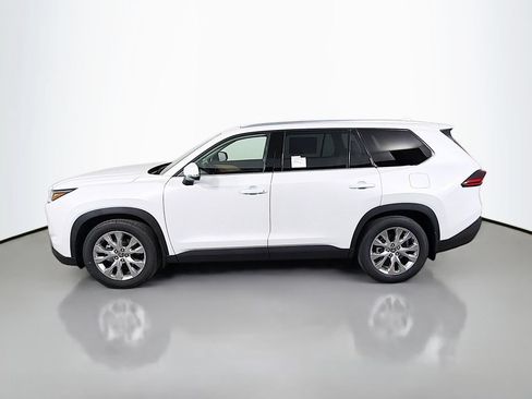New 2026 Toyota Grand Highlander AWD Hybrid image 8