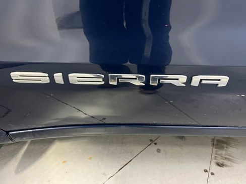 Used 2021 GMC Sierra 1500 SLT w/ SLT Convenience Package image 39