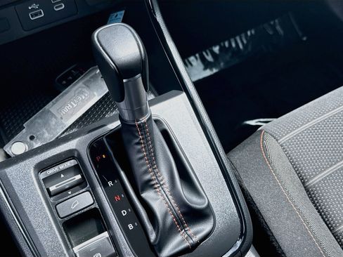 Certified 2025 Honda CR-V Sport image 15