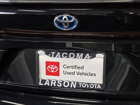Certified 2023 Toyota Corolla SE w/ SE Package image 14
