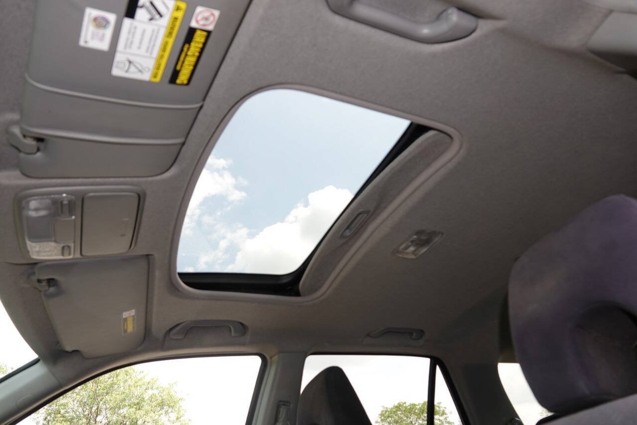 Used 2005 Honda CR-V EX image 6