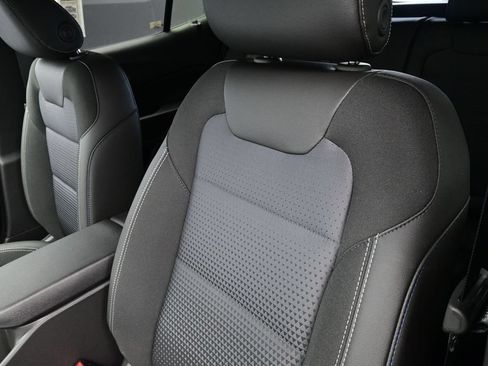 New 2026 Chevrolet Trax LT w/ Driver Confidence Package FWD image 15
