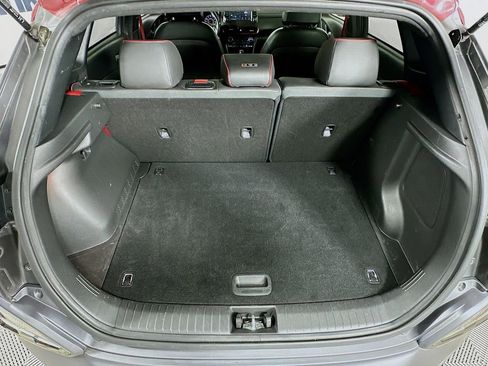 Used 2019 Hyundai Kona Ultimate FWD image 30
