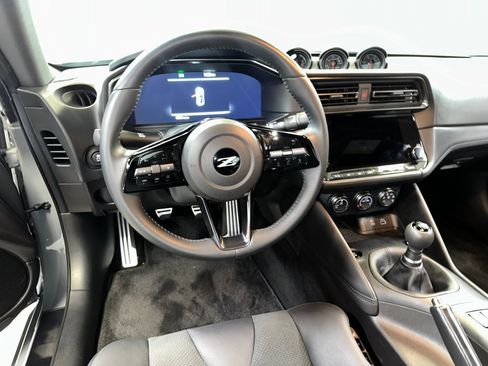 Used 2024 Nissan Z Performance w/ Floor Mat Package RWD image 2
